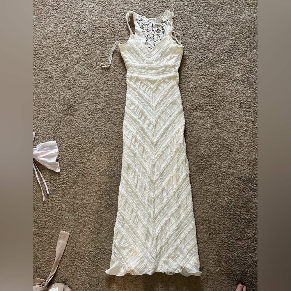 Chelsea and violet fitted maxi dress